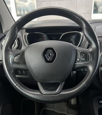 Renault Kaptur I с пробегом 2017 года, цена 1 490 000 рублей, 158300 км, внедорожник, Автокод Объявления