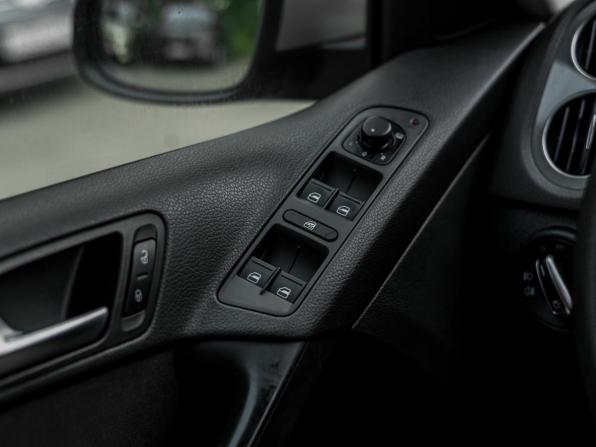 Volkswagen Tiguan I Рестайлинг с пробегом 2013 года, цена 1 399 000 рублей, 111956 км, внедорожник, Автокод Объявления
