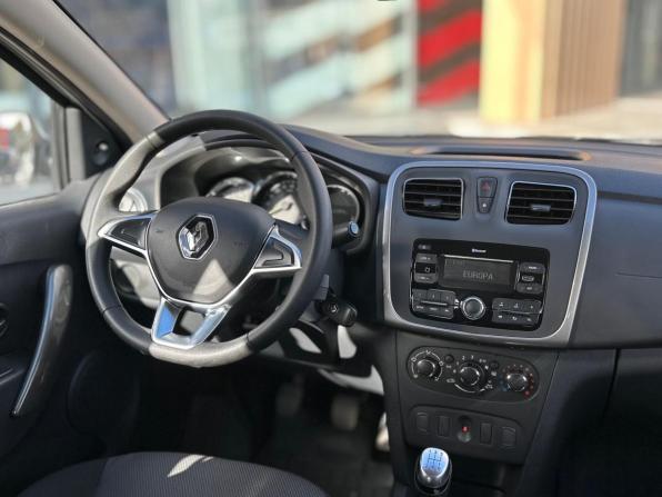 Renault Logan II Рестайлинг с пробегом 2020 года, цена 1 009 000 рублей, 65994 км, седан, Автокод Объявления