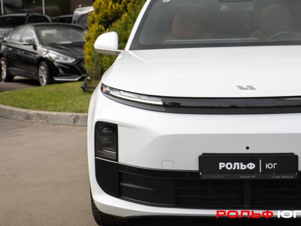 Li Auto (Lixiang) L6 с пробегом 2024 года, цена 5 248 000 рублей, 6455 км, внедорожник, Автокод Объявления