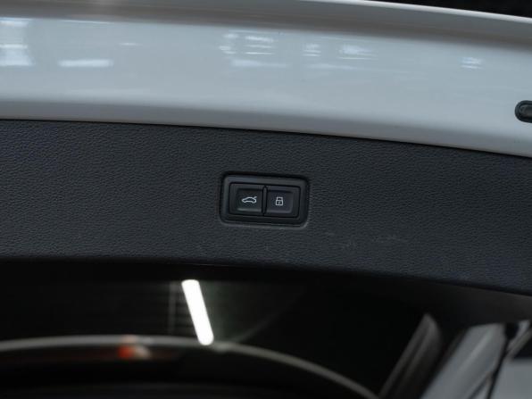 Audi Q7 II (4M) с пробегом 2016 года, цена 5 000 000 рублей, 172284 км, внедорожник, Автокод Объявления