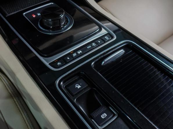 Jaguar XF II с пробегом 2016 года, цена 1 999 999 рублей, 191103 км, седан, Автокод Объявления