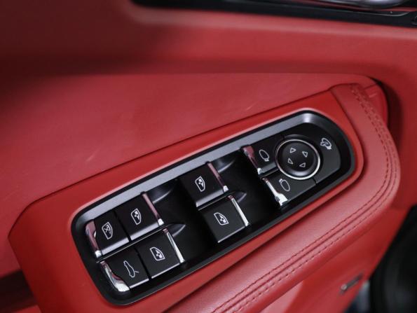 Porsche Macan I с пробегом 2015 года, цена 3 357 000 рублей, 84000 км, внедорожник, Автокод Объявления