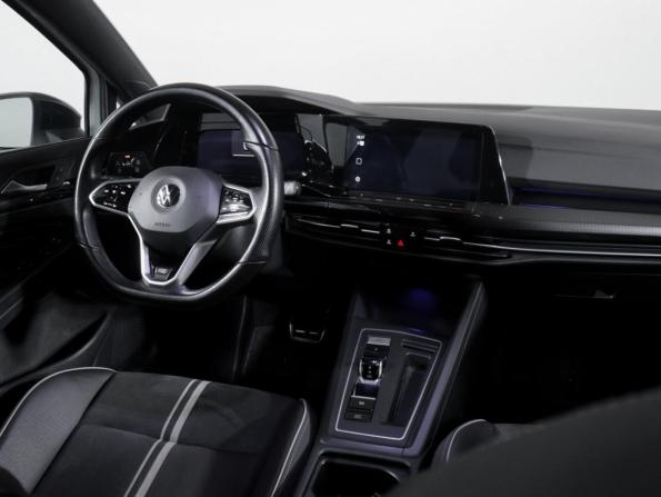 Volkswagen Golf VIII с пробегом 2021 года, цена 2 600 000 рублей, 92546 км, хэтчбек, Автокод Объявления