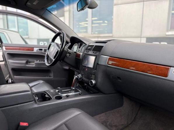 Volkswagen Touareg I с пробегом 2004 года, цена 592 000 рублей, 241835 км, внедорожник, Автокод Объявления