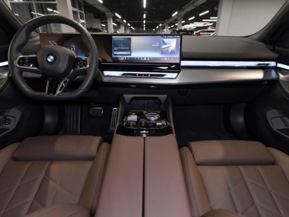 BMW 5 серии VIII (G60/G61/G68) с пробегом 2025 года, цена 8 350 000 рублей, 10392 км, седан, Автокод Объявления