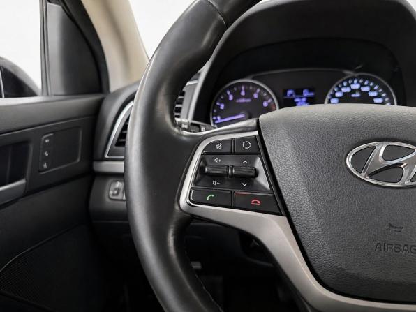 Hyundai Elantra VI (AD) с пробегом 2016 года, цена 1 319 000 рублей, 156000 км, седан, Автокод Объявления