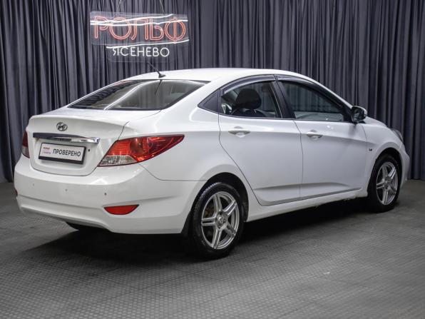 Hyundai Solaris I с пробегом 2011 года, цена 550 000 рублей, 234295 км, седан, Автокод Объявления