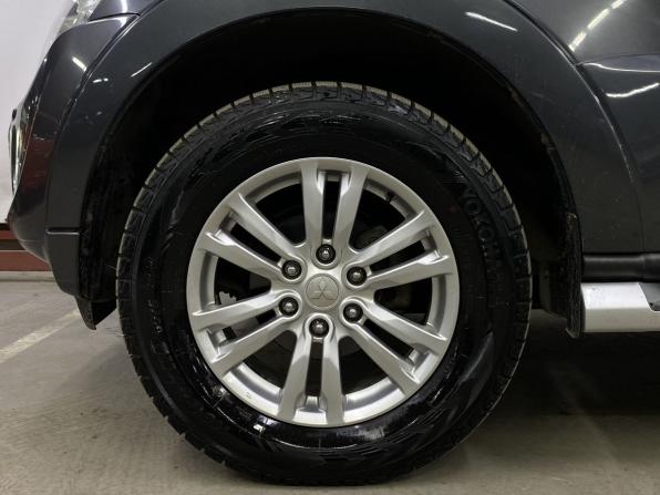 Mitsubishi Pajero IV Рестайлинг 1 с пробегом 2012 года, цена 2 039 000 рублей, 176696 км, внедорожник, Автокод Объявления
