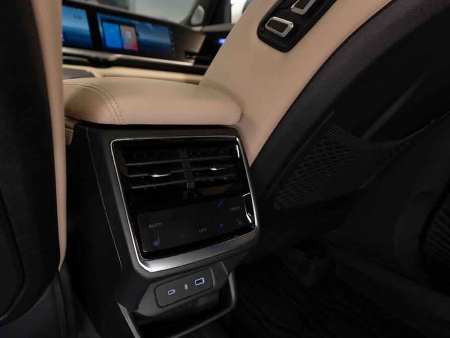 Geely Monjaro I Москва  - изображение 16