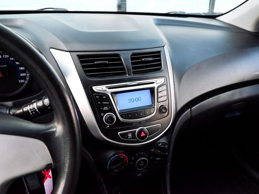Hyundai Solaris I Екатеринбург  - изображение 10
