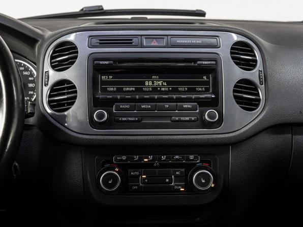 Volkswagen Tiguan I Рестайлинг с пробегом 2011 года, цена 1 100 000 рублей, 188543 км, внедорожник, Автокод Объявления