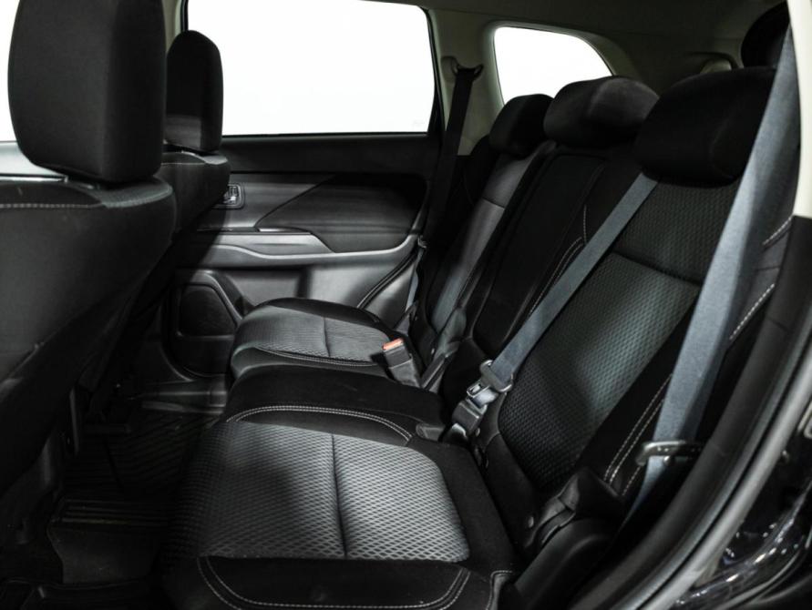 Mitsubishi Outlander III Рестайлинг 3 Санкт-Петербург  - изображение 10