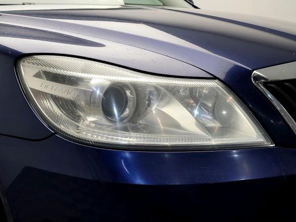 Skoda Octavia II (A5) Рестайлинг с пробегом 2012 года, цена 719 000 рублей, 249205 км, лифтбек, Автокод Объявления