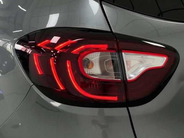 Renault Kaptur I с пробегом 2016 года, цена 1 250 000 рублей, 128000 км, внедорожник, Автокод Объявления