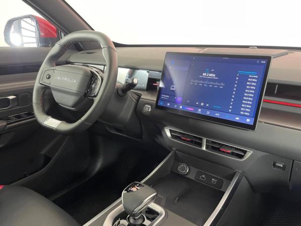 JETOUR DASHING I с пробегом 2024 года, цена 2 098 000 рублей, 9949 км, внедорожник, Автокод Объявления