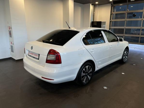 Skoda Octavia II (A5) Рестайлинг с пробегом 2011 года, цена 658 000 рублей, 233478 км, лифтбек, Автокод Объявления