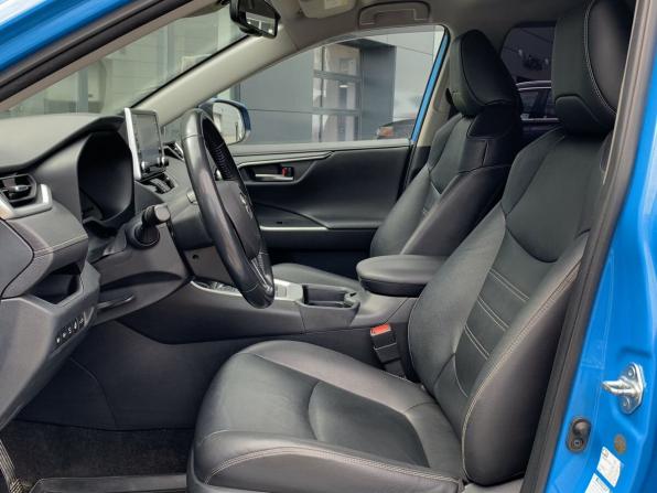 Toyota RAV4 V (XA50) с пробегом 2020 года, цена 3 999 000 рублей, 53500 км, внедорожник, Автокод Объявления