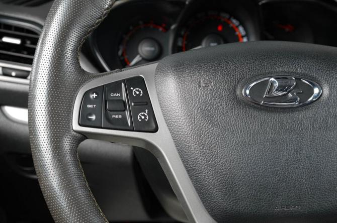 Lada (ВАЗ) Vesta I с пробегом 2020 года, цена 1 429 000 рублей, 122200 км, универсал, Автокод Объявления