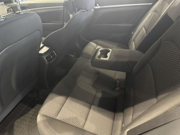 Hyundai Elantra VI (AD) Рестайлинг с пробегом 2019 года, цена 1 798 000 рублей, 60443 км, седан, Автокод Объявления