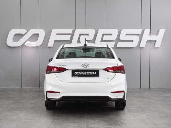 Hyundai Solaris II с пробегом 2019 года, цена 1 299 000 рублей, 129116 км, седан, Автокод Объявления