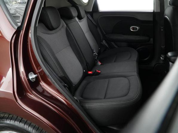 Kia Soul II Рестайлинг с пробегом 2017 года, цена 1 757 444 рубля, 69359 км, хэтчбек, Автокод Объявления