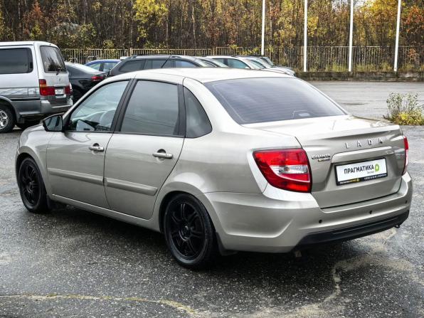 Lada (ВАЗ) Granta I Рестайлинг с пробегом 2020 года, цена 645 000 рублей, 102000 км, седан, Автокод Объявления
