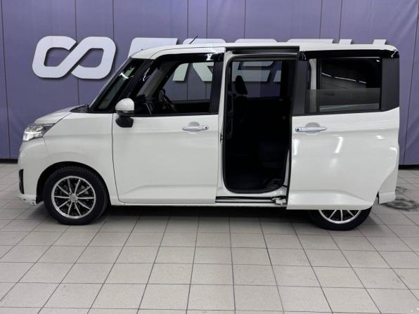 Toyota Roomy I с пробегом 2018 года, цена 1 269 000 рублей, 66368 км, микровэн, Автокод Объявления