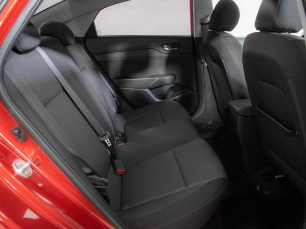 Hyundai Solaris II с пробегом 2020 года, цена 1 329 000 рублей, 151561 км, седан, Автокод Объявления