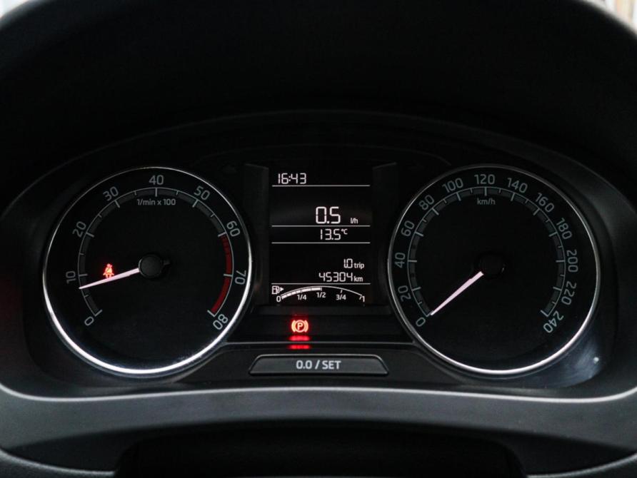 Skoda Rapid I Рестайлинг Москва  - изображение 17