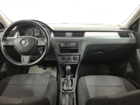 Skoda Rapid I с пробегом 2015 года, цена 800 000 рублей, 233700 км, лифтбек, Автокод Объявления