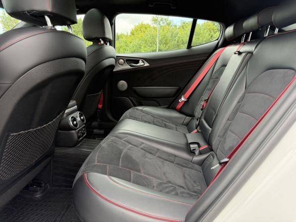 Kia Stinger I с пробегом 2021 года, цена 3 600 000 рублей, 66695 км, лифтбек, Автокод Объявления