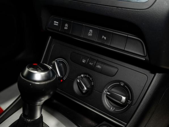 Audi Q3 I (8U) Рестайлинг с пробегом 2015 года, цена 1 530 000 рублей, 89426 км, внедорожник, Автокод Объявления