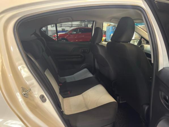 Toyota Aqua I с пробегом 2014 года, цена 749 000 рублей, 151000 км, хэтчбек, Автокод Объявления