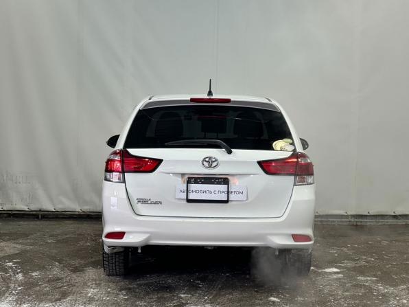 Toyota Corolla XI (E160 E170) Рестайлинг 2 с пробегом 2018 года, цена 1 250 000 рублей, 142117 км, универсал, Автокод Объявления