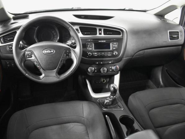 Kia Ceed II с пробегом 2014 года, цена 873 200 рублей, 230784 км, универсал, Автокод Объявления