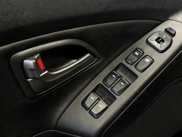 Hyundai ix35 I Рестайлинг с пробегом 2014 года, цена 1 430 000 рублей, 190013 км, внедорожник, Автокод Объявления