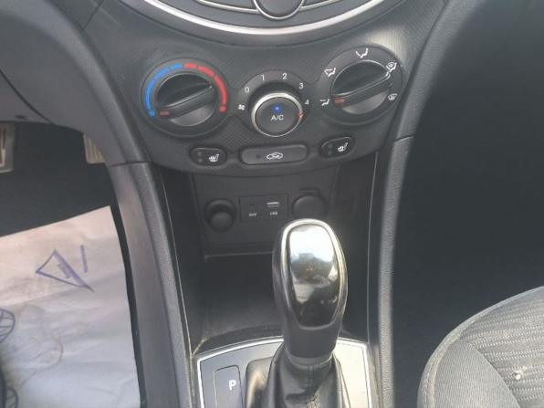 Hyundai Solaris I с пробегом 2014 года, цена 930 000 рублей, 115126 км, седан, Автокод Объявления