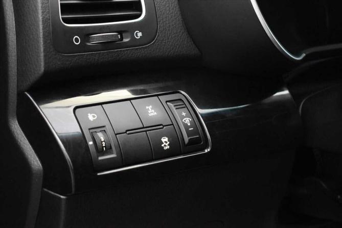 Kia Sorento II Рестайлинг с пробегом 2013 года, цена 1 560 000 рублей, 182589 км, внедорожник, Автокод Объявления