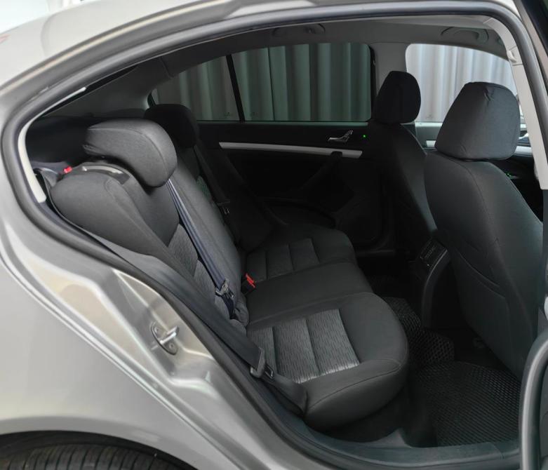 Skoda Octavia II (A5) Рестайлинг Москва  - изображение 10