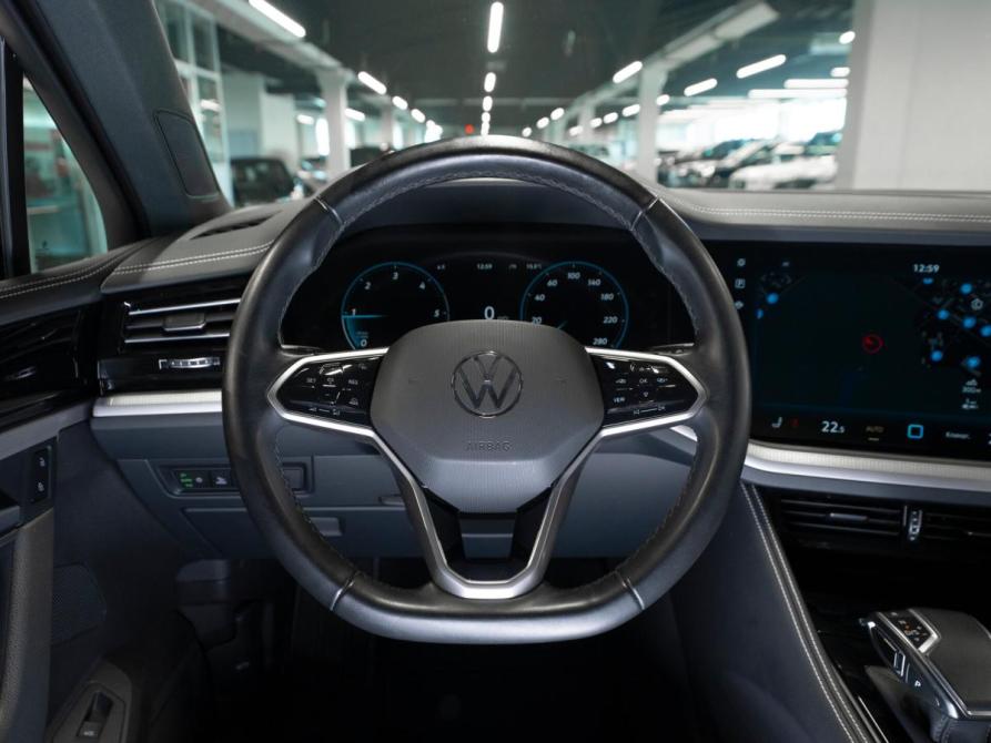 Volkswagen Touareg III Рестайлинг Москва  - изображение 10