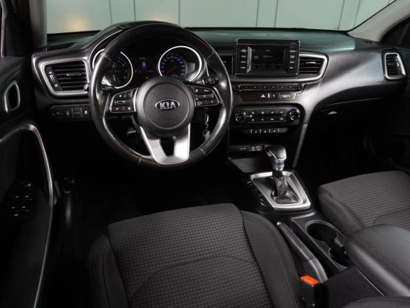 Kia Ceed III с пробегом 2018 года, цена 1 599 000 рублей, 119748 км, хэтчбек, Автокод Объявления
