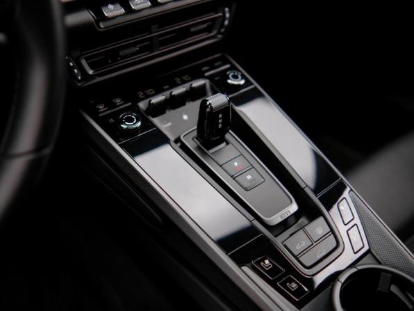 Porsche 911 VIII (992) с пробегом 2021 года, цена 17 439 000 рублей, 18871 км, купе, Автокод Объявления
