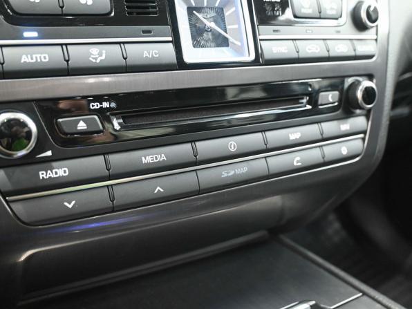 Genesis G80 I с пробегом 2019 года, цена 2 699 900 рублей, 71000 км, седан, Автокод Объявления