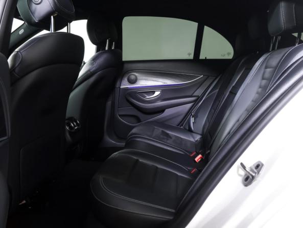 Mercedes-Benz E-Класс V (W213 S213 C238) Рестайлинг с пробегом 2021 года, цена 4 390 000 рублей, 86256 км, седан, Автокод Объявления