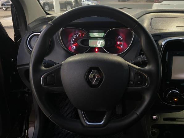 Renault Kaptur I с пробегом 2017 года, цена 1 470 000 рублей, 150512 км, внедорожник, Автокод Объявления
