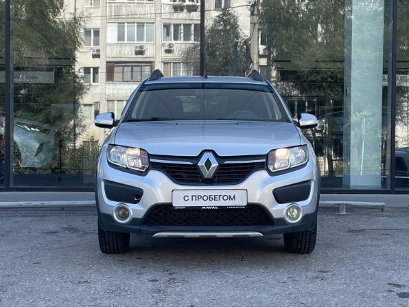 Renault Sandero II с пробегом 2017 года, цена 995 000 рублей, 97226 км, хэтчбек, Автокод Объявления