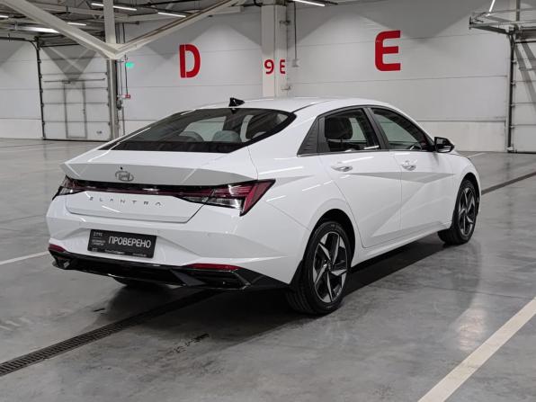 Hyundai Elantra VII (CN7) с пробегом 2022 года, цена 2 350 000 рублей, 41285 км, седан, Автокод Объявления
