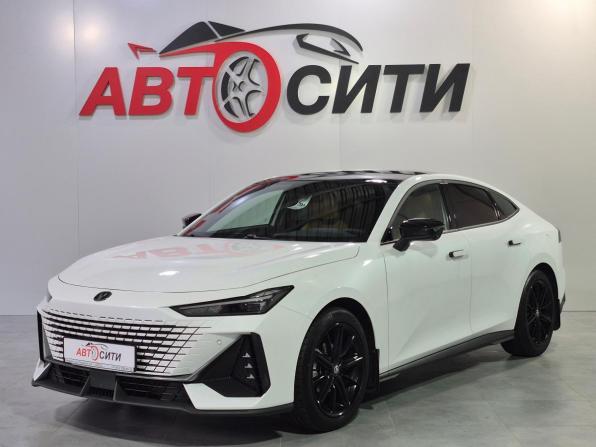 Changan UNI-V I с пробегом 2022 года, цена 2 015 000 рублей, 41000 км, лифтбек, Автокод Объявления