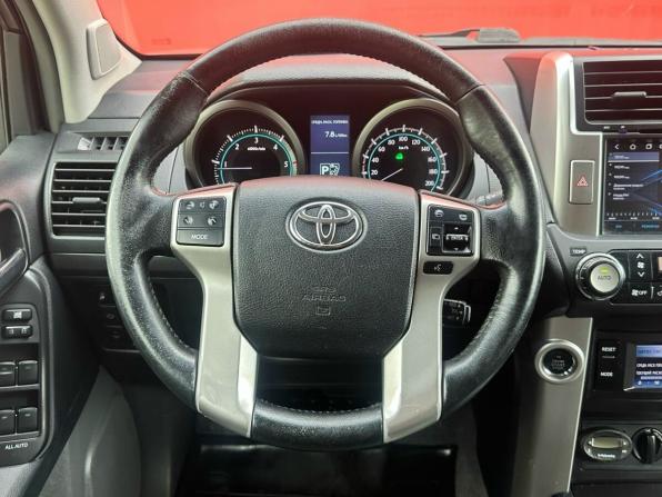 Toyota Land Cruiser Prado 150 Series с пробегом 2012 года, цена 2 480 000 рублей, 285682 км, внедорожник, Автокод Объявления